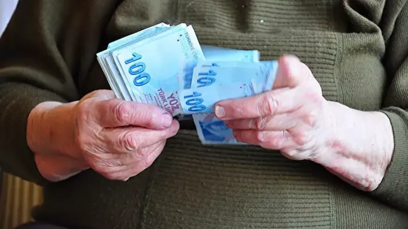 Emeklilere Yeni Dönem: Zam Yerine Destek Geliyor!