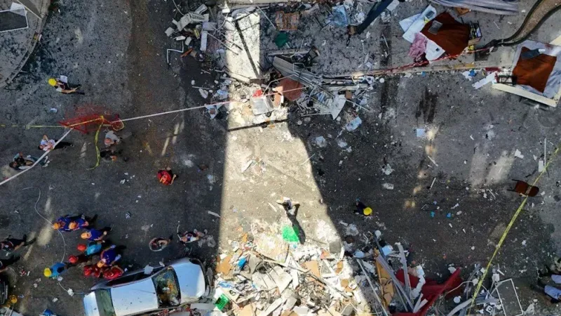 İzmir'de Son Dakika Büyük Patlama Sonrası Görüntüler