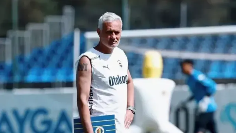 Fenerbahçe'nin Topuk Yaylası Kampında Mourinho'dan Sürpriz Kararlar