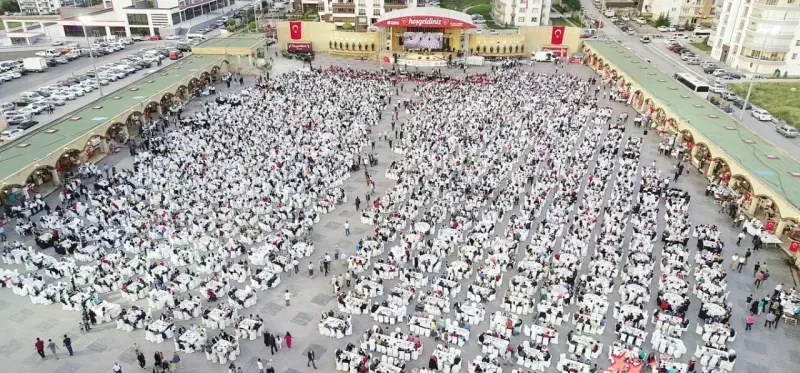 Türkiye, Avusturya maçını dev ekrandan izlettirecek