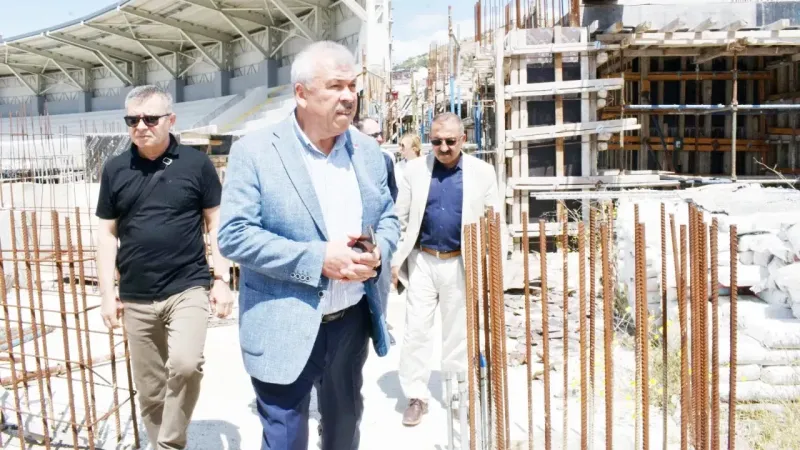 Yozgat'ta muhalefet partisinden 4 yıldır bitirilemeyen inşaata tepki: "Kaderi böyle olmamalı!"