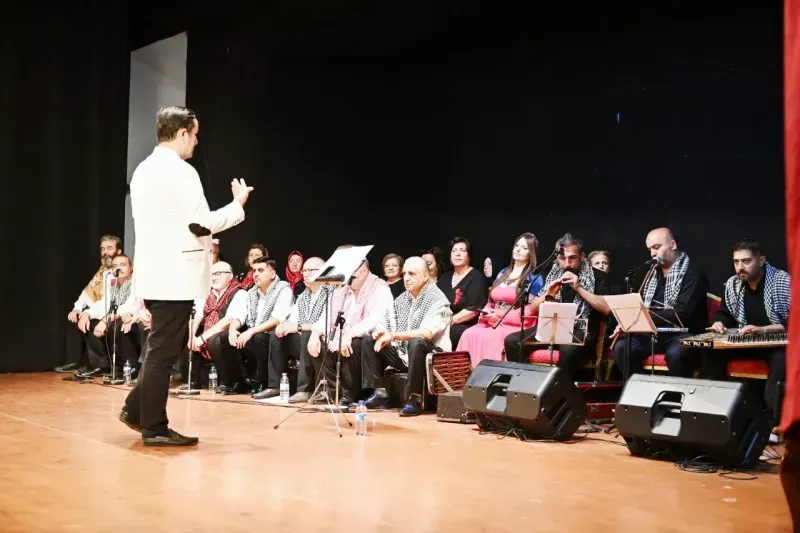Ege’den Akdeniz’e Türk Halk Müziği Rüzgârı Türk Halk Müziği Korosundan Yılsonu Konseri