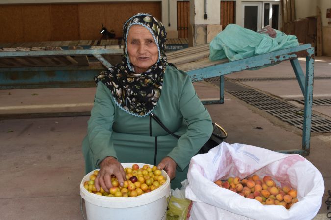 Yozgat'ta köylü pazarı bereketi
