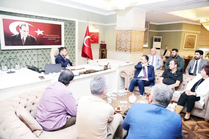 Belediyeleri ziyaret ediyor.. İşbirliği vurgusu