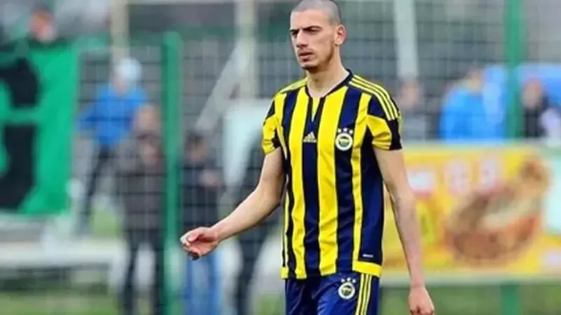 Merih Demiral Fenerbahçe'den Neden Ayrıldı?