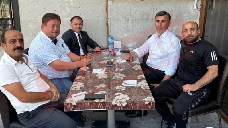 Kadışehri Belediye Başkanı Davut Karadavut, Güreş Dünyasının Önemli İsimlerini Ağırladı
