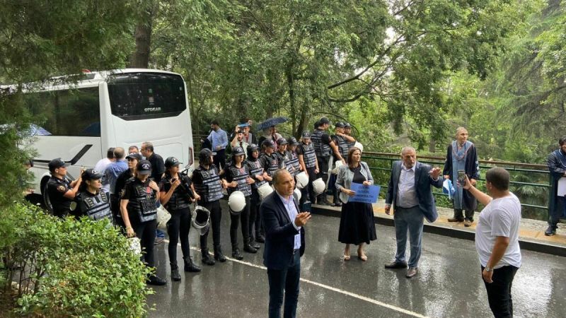 CHP'li milletvekilleri Neden Boğaziçi Üniversitesi'ne alınmadı
