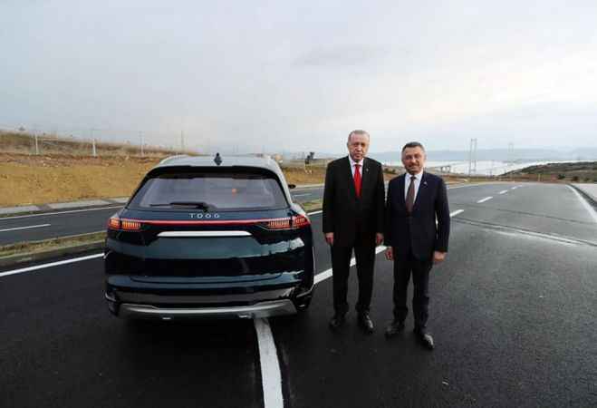 Tarih Yazmaya Devam Edeceğiz... Cumhurbaşkanı Yardımcısı Fuat Oktay İlk Yerli Otomobilin Tanıtıldığı Törene Katıldı