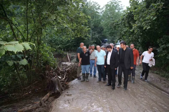Ordu Belediyesi taşan derler için seferber: tam 615 personel ve 259 iş makinesi sahada