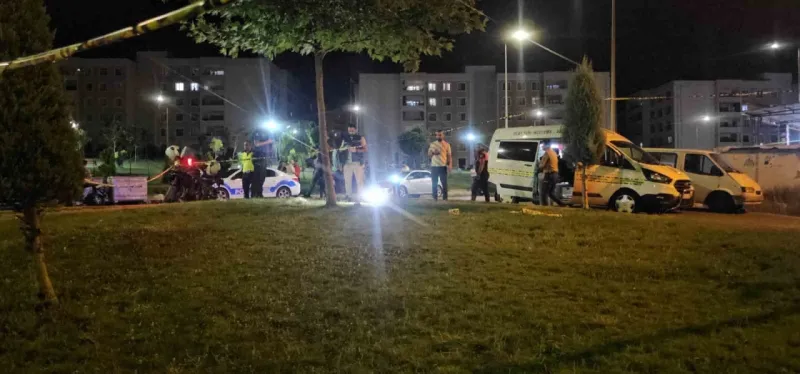 Eve giderken silahlı saldırıya uğradı: kurşunlardan kaçamayan adamın acı sonu