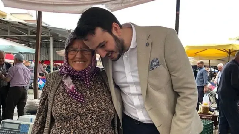 Cenk Özatıcı kimdir?