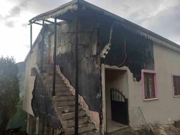 Komşu alevlere teslim: Tatar Köyü'nde büyük mücadele