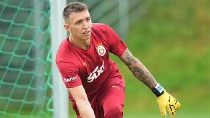 Muslera neden yok, Muslera Galatasaray'dan gitti mi?