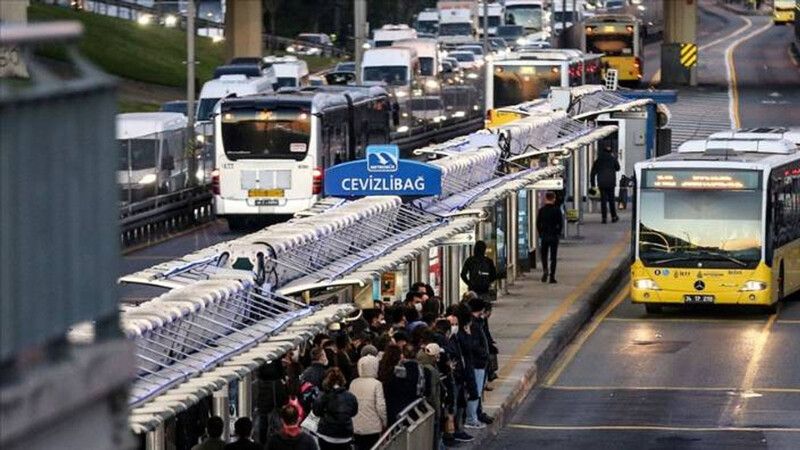 15 Temmuz Otobüs, Metro, Marmaray, Metrobüs, Vapur Ücretsiz Mi? 15 Temmuz Pazartesi Ulaşım Bedava Mı?