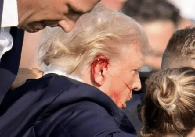 Amerika Birleşik Devletleri'nde Neler Oluyor? John Fitzgerald Kennedy Saldırısının Benzeri Donald Trump'a Yapıldı