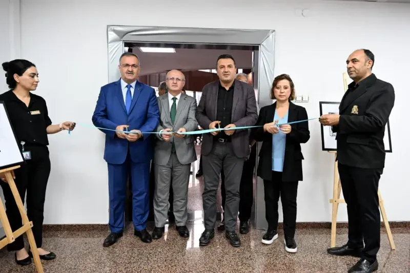 Tarihi gecenin tarihi fotoğraflarla anlatıldı