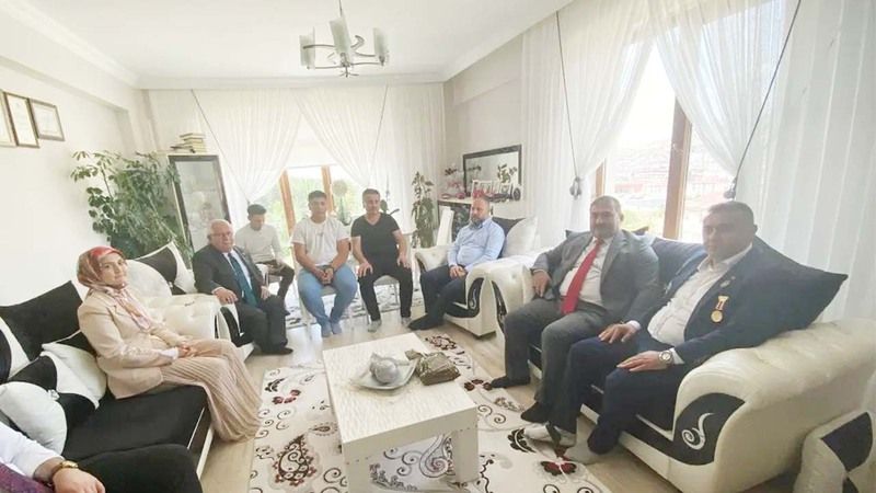 AK Parti Yozgat İl Başkanı Altuntaş’tan 15 Temmuz Kahramanı Gazi Tetik'e Özel Ziyaret!