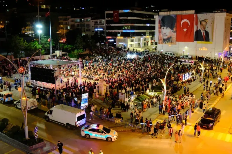 15 Temmuz Ruhu Yozgat'ta meydanları doldurdu