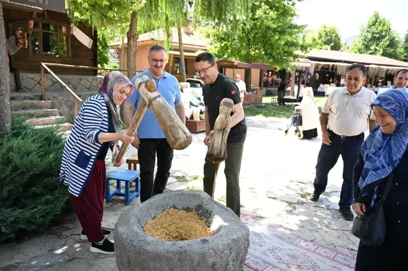 Açık Hava Müzesi büyük ilgi görüyor Onlarca kişi ziyaret ediyor