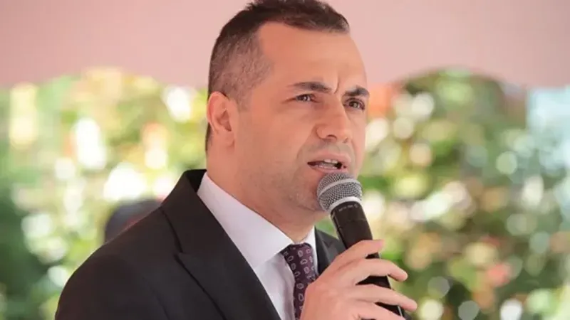 Maliki Ejder Batur Kimdir?