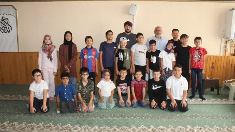 Yozgat'ta Camiler Çiçek Açtı