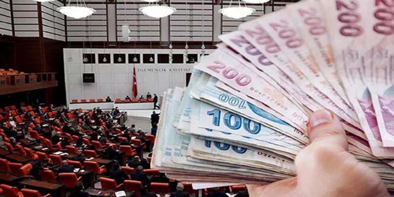 TBMM Plan ve Bütçe Komisyonu'ndan 642 TL'lik İkramiye Düzenlemesi
