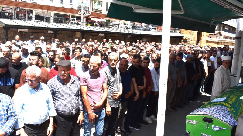 Yozgat’ta Trafik Kazasında Hayatını anne-baba ve oğulları son yolculuğuna uğurlandı