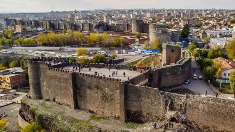 Diyarbakır'da Gezilecek Yerler