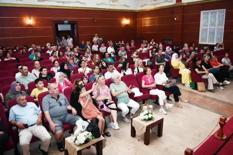  Çağdaş Türk Edebiyatı eserleri Mamak’ta sahneleniyor “Filiz Hiç Üzülmesin” Mamak’ta ‘Perde’ Dedi