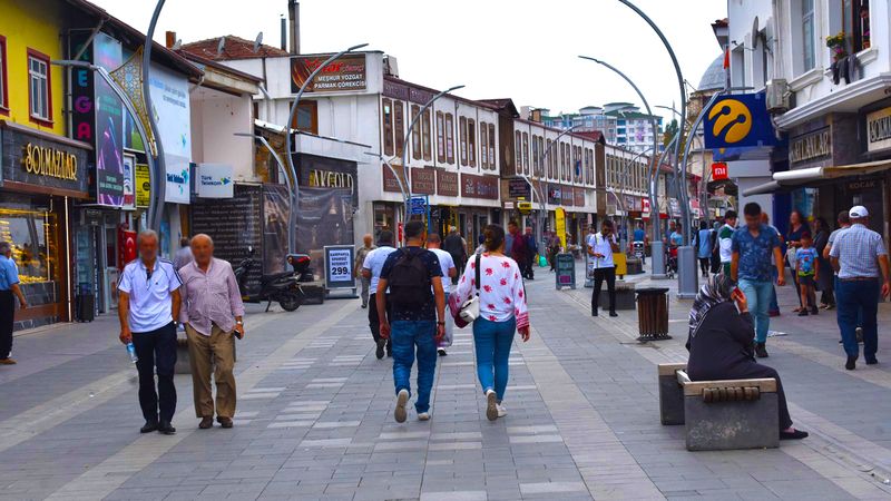Yozgat'ta Sarraflar Nerede Bulunuyor? Sarraflar Saat Kaça Kadar Açık?