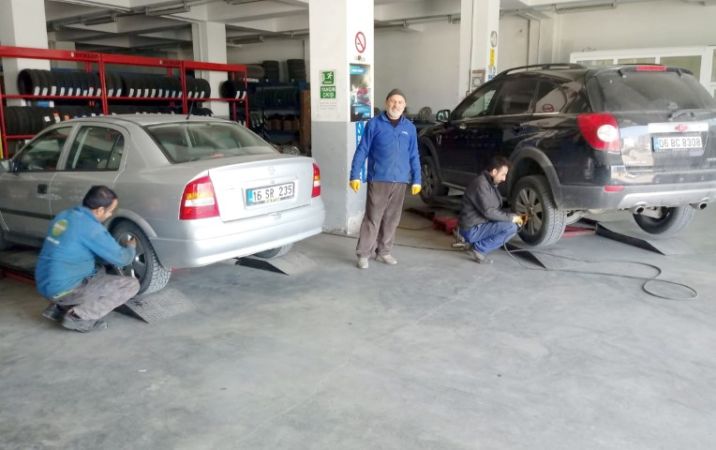 Yozgat’ta oto lastik tamircileri nerede bulunuyor? Yozgat araç lastik tamiri, nöbetçi lastikçi telefon ve adres bilgileri...