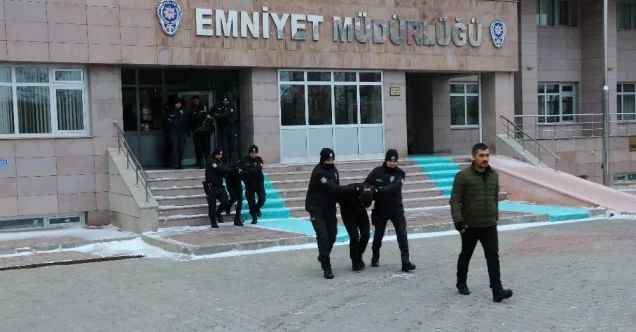 Bahis dolandırıcıları yakalandı
