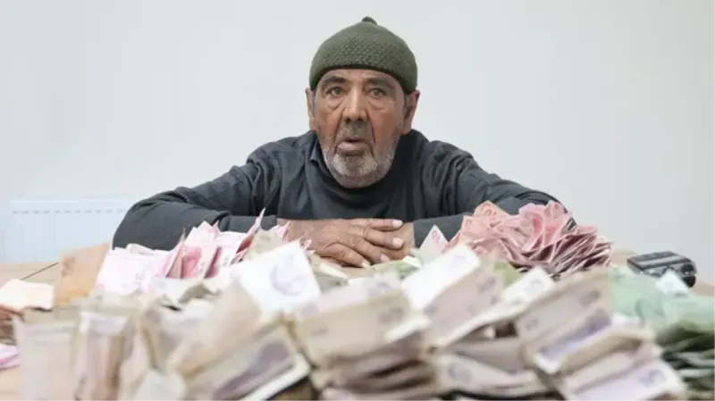 Bir Günde 10 Bin Lira Toplayan Dilencinin Sırrı Ortaya Çıktı