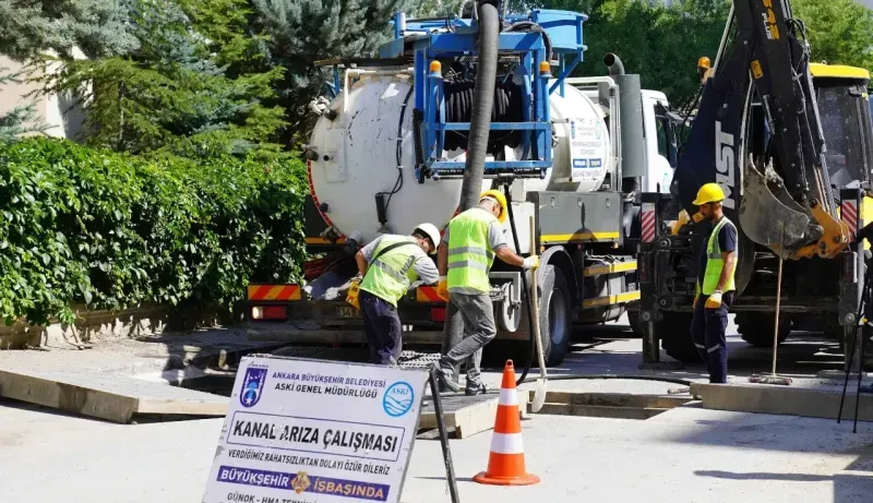 Sel'e karşı önlem alıyor... Şehrin dört bir yanında temizlik çalışması yürütüyor