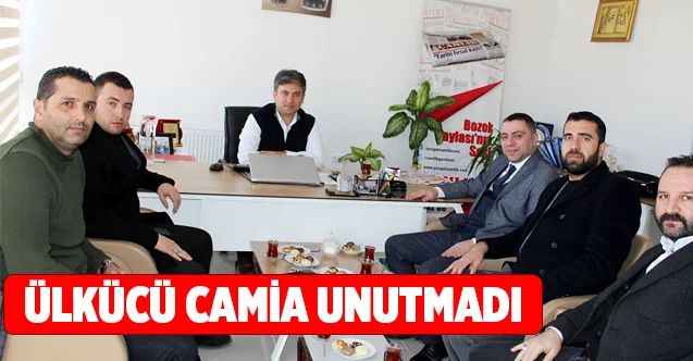 MHP Merkez İlçe Başkanı Tekin Irgatoğlu ve Ülkü Ocakları Başkanı Turan Karakuş, 10 Ocak Çalışan Gazeteciler Gününü Unutmadı
