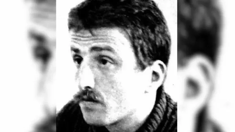 Cihan Alptekin kimdir?