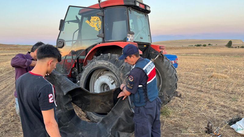Yozgat İl Jandarma Komutanlığı'ndan Çiftçiye Anlamlı Yardım