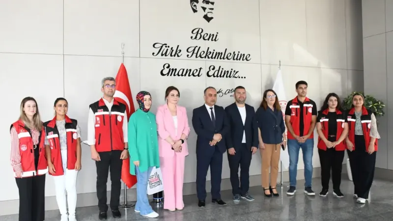 Yozgat Şehir Hastanesi'nde 'Gül ki, Gülelim' Projesi Mutluluk Saçtı