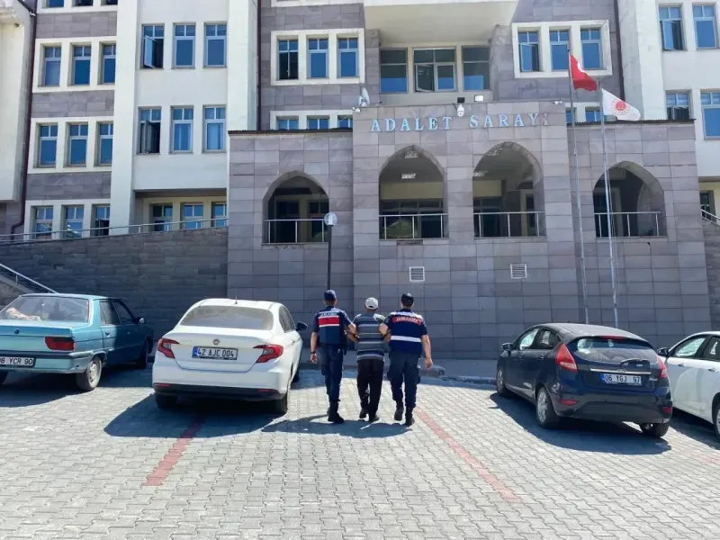 Yozgat'ta Kaçak Şahısın Saklandığı Yer: Jandarma Operasyonu Başarıyla Sonuçlandı!