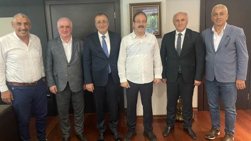 Yozgat Milletvekili Abdulkadir Akgül, TESKOMB'daki Makamında Konukları Ağırladı