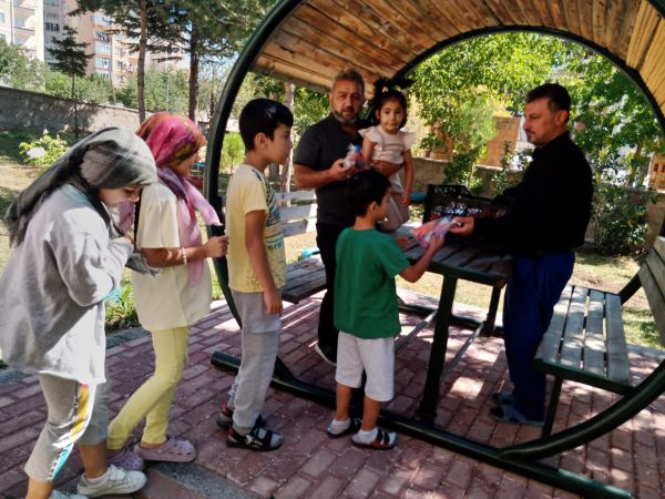 Yozgat Gimat Marketler Zinciri Çocukları Unutmadı