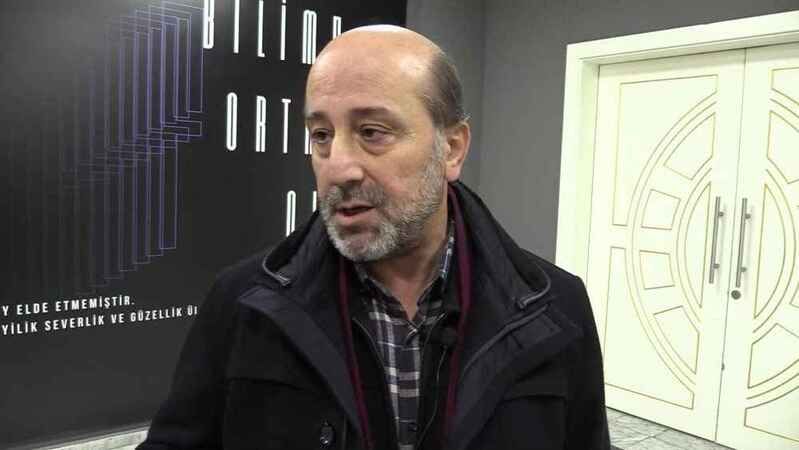 Eski MEB Müsteşarı Zararsız’dan Kamuda Çift Ücret Sorununa Dikkat Çekici Öneri  Zararsız: "Memurlar sadece bir kurumda görev alabilmeli"