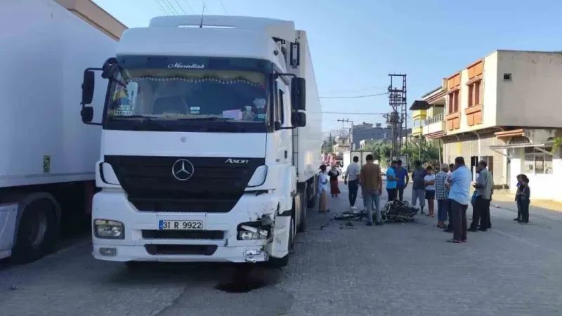 Tır ile Motosikletin Çarpışması Can Kaybıyla Sonuçlandı