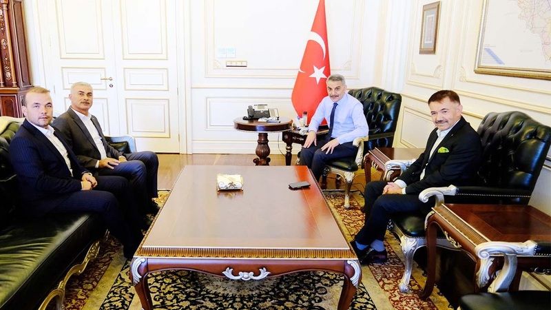 Yozgat Valisi Özkan’a Ziyaret! Belediye Hizmetleri Masaya Yatırıldı!