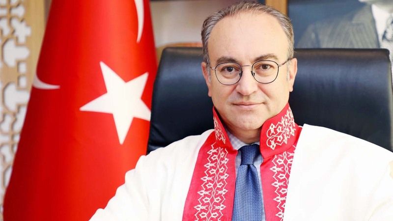YOBÜ’ye Hoş Geldiniz! Rektör Yaşar Öğrencilere Seslendi!