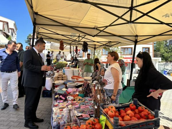 Ankara Güdül’de Leblebi ve Üzüm Festivali Büyük İlgi Gördü