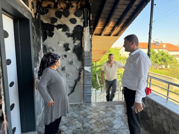 Şereflikoçhisar Belediye Başkanı Koçak, yangın Mağdurunun yanında