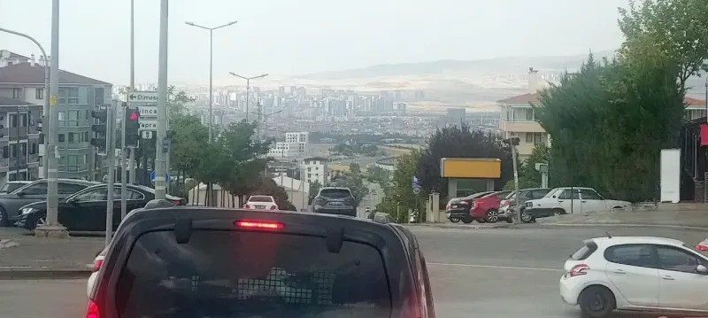 Ankara yollarında çalışmayan kameralar kural tanımaz sürücüleri artırdı. Kırmızı ışık yok oldu, yeşilde bekleyen tehlikede