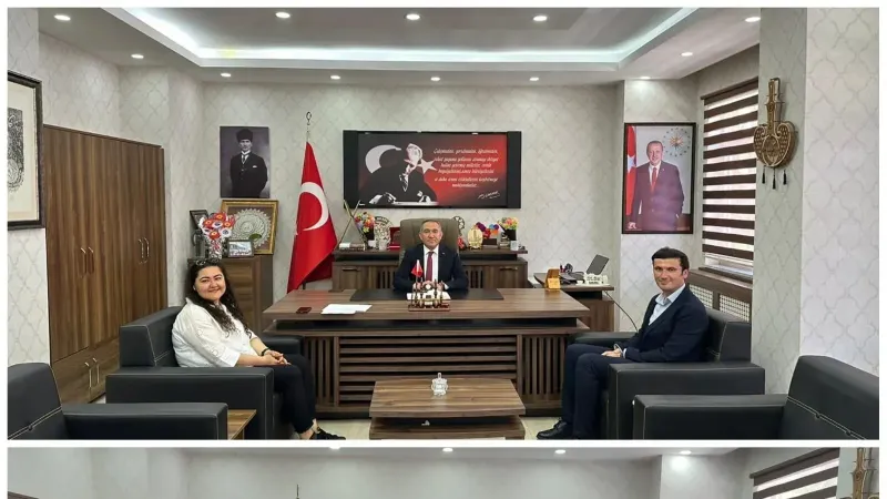 Kadişehri İlçe Milli Eğitim Müdürü Nuri Aksoy, İller Arası Tayin İle Başka İllere Atanan Öğretmenleri Makamında Ağırladı