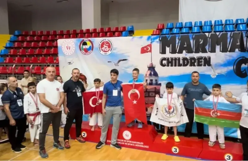 Yozgatlı Karate Yıldızı Uluslararası Arenada Parladı: Şampiyonadan Gümüş Madalya ile Döndü